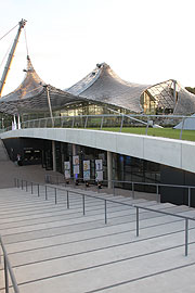 Eingang Kleine Olympiahalle (©Foto:Martin Schmitz)